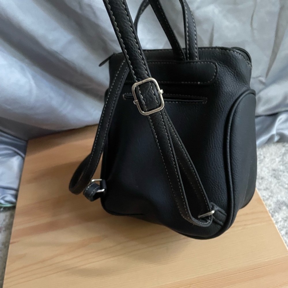 Black leather tiny backpack - Picture 7 of 8